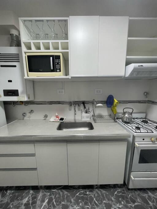 Departamento En Crespo, Movistar Arena Apartamento *