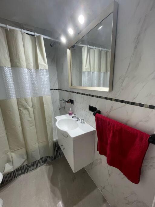 Departamento En Crespo, Movistar Arena *