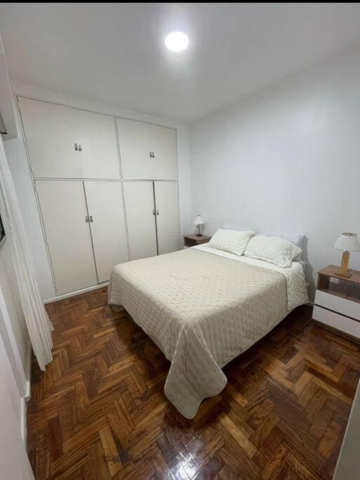 Departamento En Crespo, Movistar Arena Apartamento